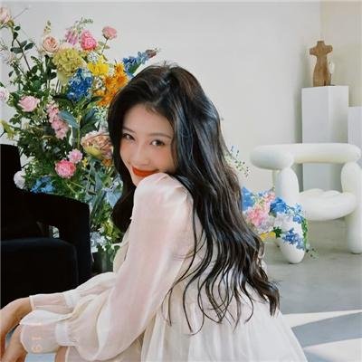 福尔摩斯小姐海报